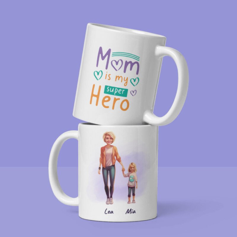 Personalisierte Tasse, aus Mutter-Tochter-Fotos, Namen und lustigem Mama-Zitat, auf lila Hintergrund