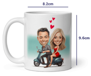 Personalisierte Tasse für Paare - Illustration eines Paares auf einem Motorrad mit Herzen im Hintergrund